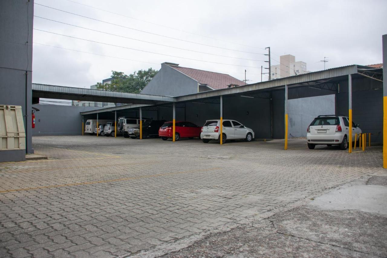 Hotel Exclusivo Sao Jose dos Pinhais